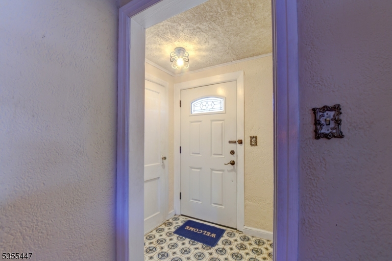 262 Chestnut Street Union, NJ 07083 - Photo 14 of 26