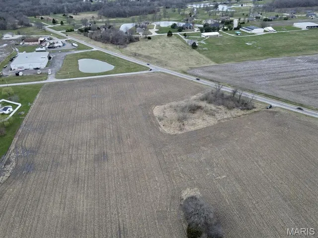 $165,000 | 0 Us Highway, Highland, IL 62249