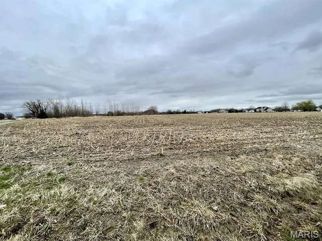 $165,000 | 0 Us Highway, Highland, IL 62249