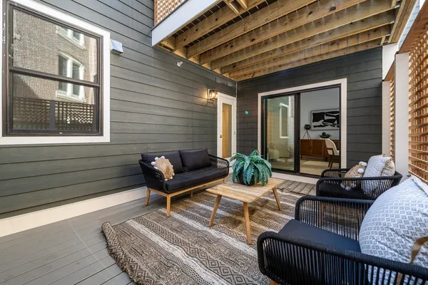 $2,350,000 | 51 North Margin Street, Unit 2, Boston, MA 02113