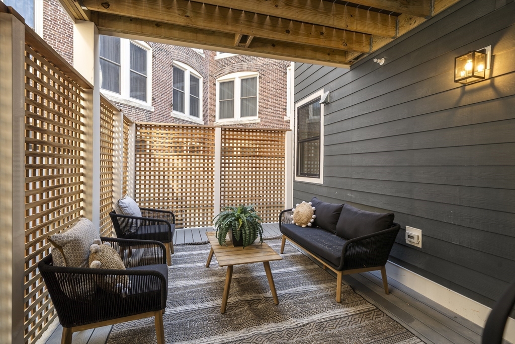 51 North Margin Street, Unit 2 Boston, MA 02113 - Photo 18 of 22