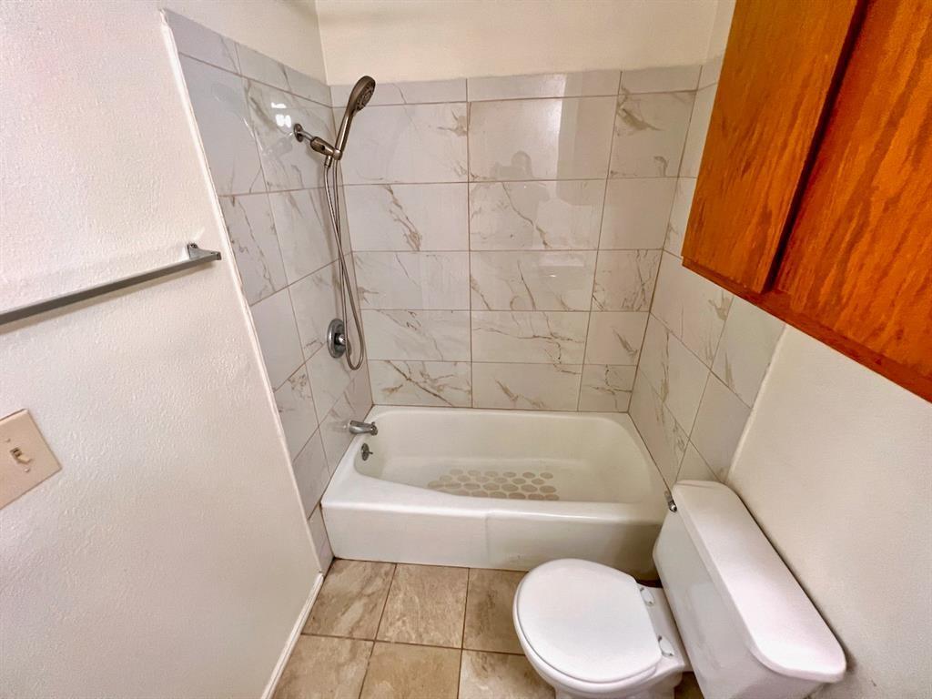 367 Fantail Loop, Unit B Austin, TX 78734 - Photo 12 of 20