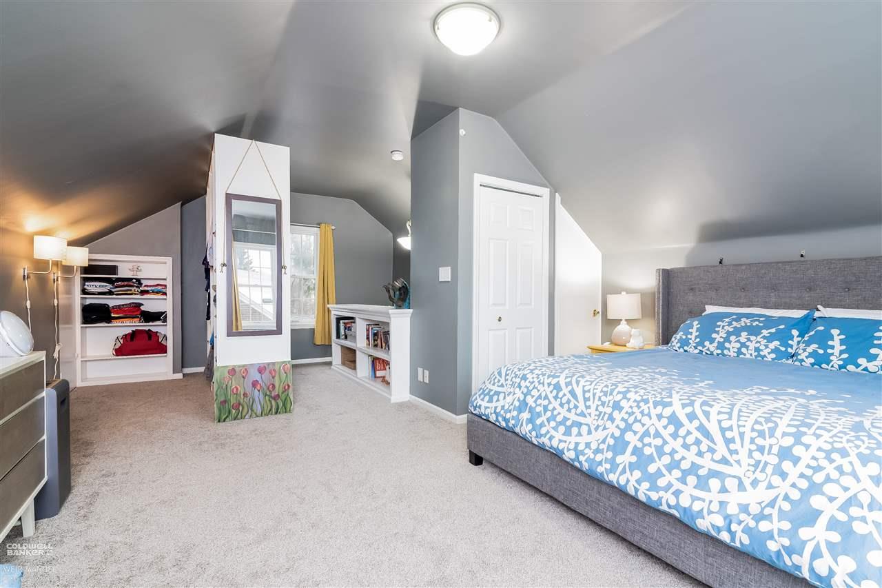 1136 Hawthorne Road Grosse Pointe Woods, MI 48236 - Photo 8 of 36