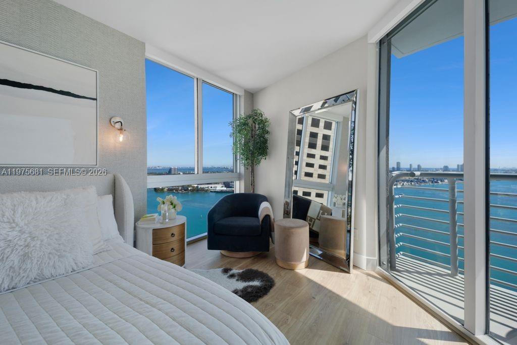 335 South Biscayne Boulevard, Unit 3012 Miami, FL 33131 - Photo 15 of 29