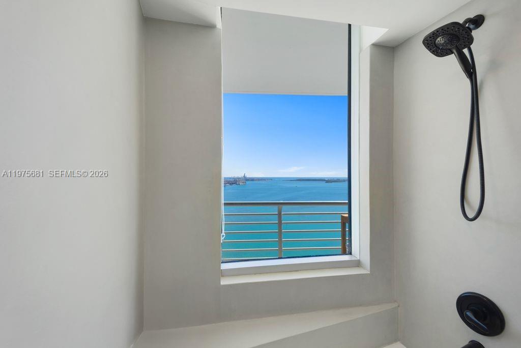 335 South Biscayne Boulevard, Unit 3012 Miami, FL 33131 - Photo 20 of 29