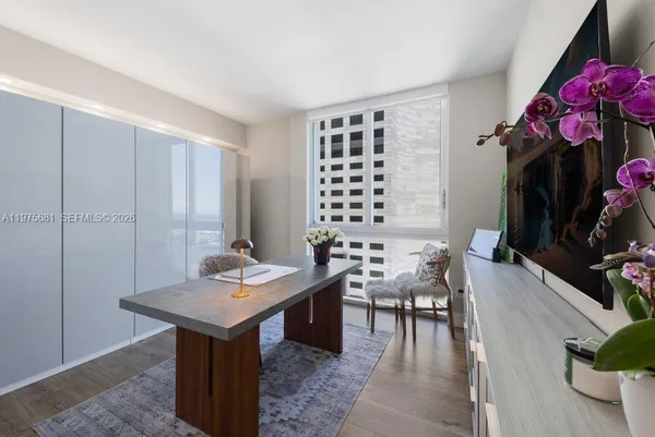 $1,040,000 | 335 South Biscayne Boulevard, Unit 3012, Miami, FL 33131