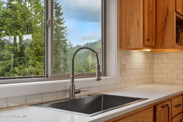 $935,000 | 204 Courtlen Court, Priest Lake, ID 83856