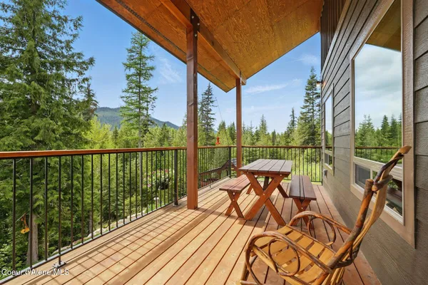 $935,000 | 204 Courtlen Court, Priest Lake, ID 83856