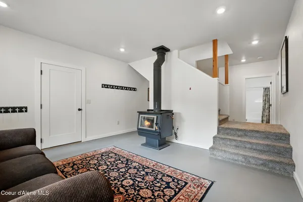 $935,000 | 204 Courtlen Court, Priest Lake, ID 83856