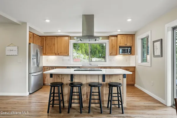 $935,000 | 204 Courtlen Court, Priest Lake, ID 83856