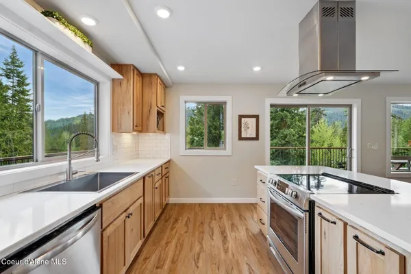 $935,000 | 204 Courtlen Court, Priest Lake, ID 83856