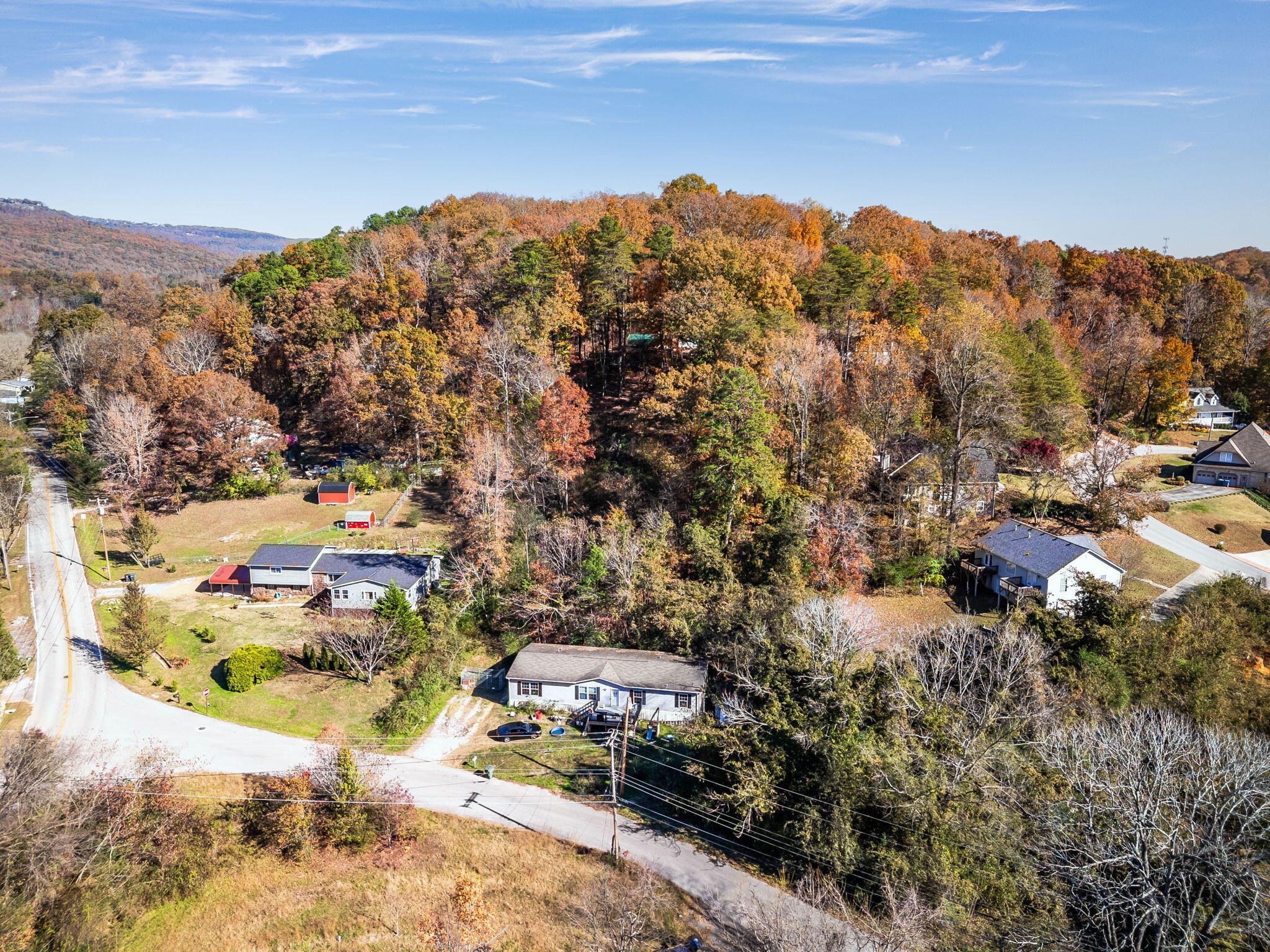 5436 McCahill Road Chattanooga, TN 37415 - Photo 3 of 22 3-web-or-mls-5436-mccahill-rd