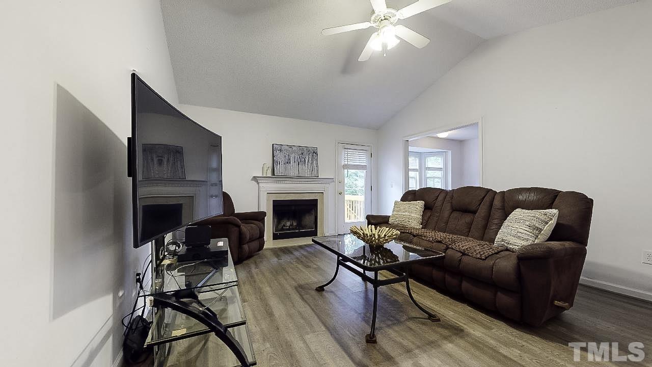 6201 Silver Spring Court Willow Spring, NC 27592 - Photo 4 of 15 Gallery Image 4