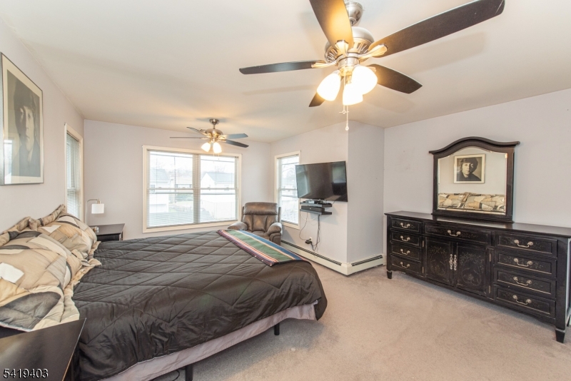 77 Eldora Road Parsippany, NJ 07054 - Photo 13 of 23