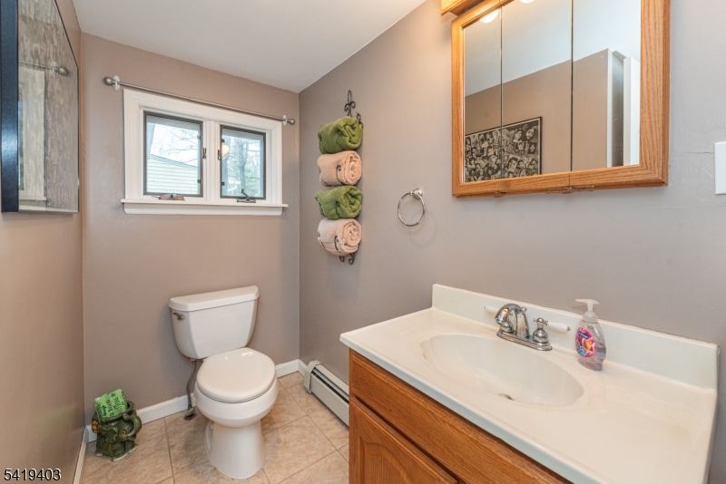 77 Eldora Road Parsippany, NJ 07054 - Photo 10 of 23