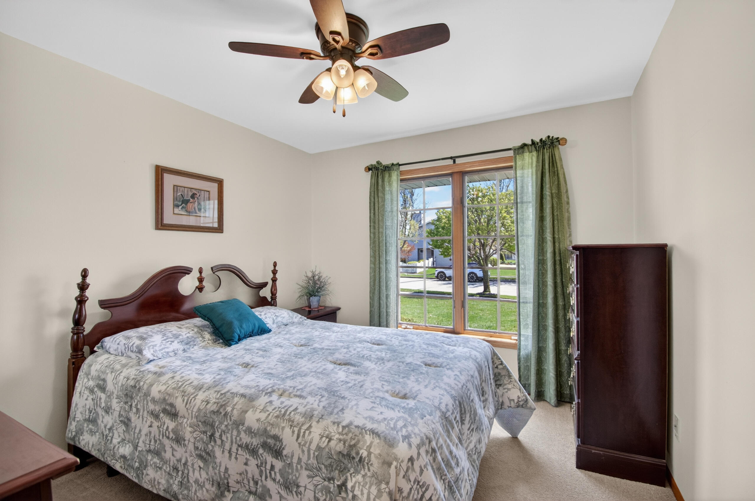 4338 25th Street Kenosha, WI 53144 - Photo 15 of 28 Second Bedroom