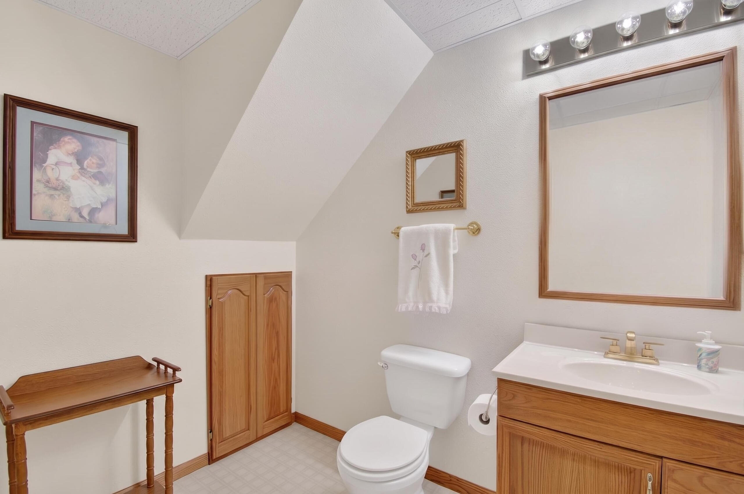 4338 25th Street Kenosha, WI 53144 - Photo 23 of 28 Basement Half Bath