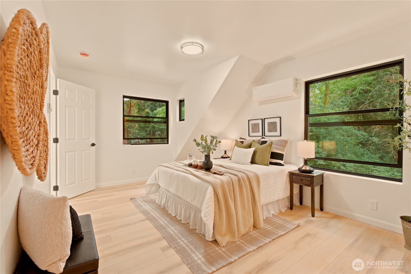14151 Komedal Road Northeast Bainbridge Island, WA 98110 - Photo 26 of 37