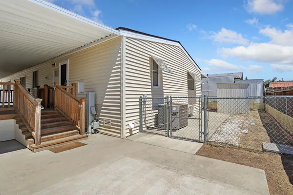 $329,000 | 2124 Key W Lane, Modesto, CA 95350