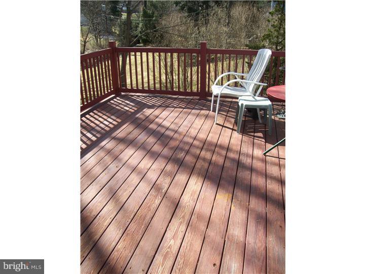 125 Ashley Road Newtown Square, PA 19073 - Photo 7 of 7 Deck