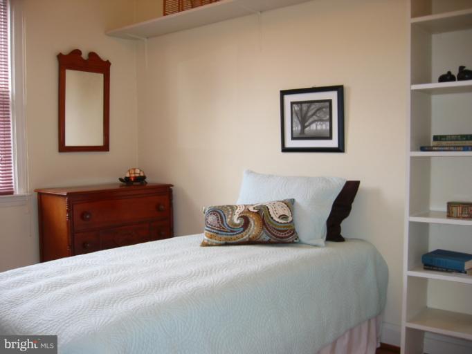 1751 Glen Ridge Road Parkville, MD 21286 - Photo 9 of 18 Bedroom