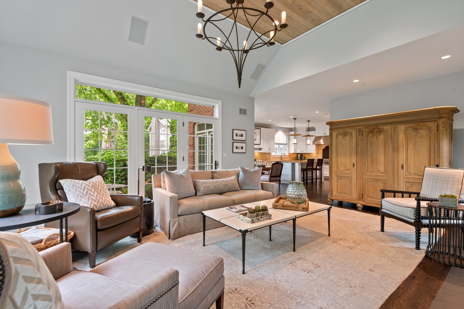 700 Harvard Street Wilmette, IL 60091 - Photo 19 of 50 a living room with furniture and a large window