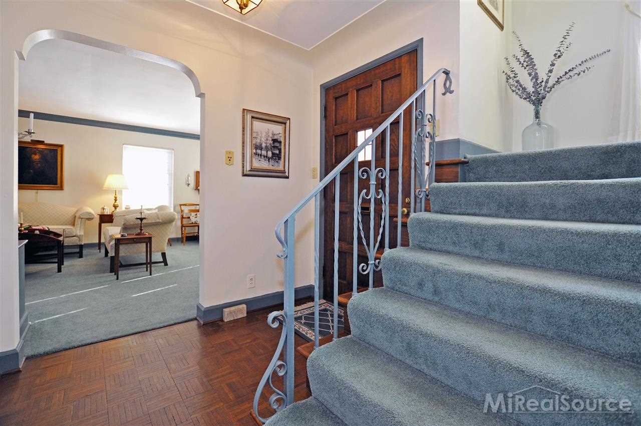 782 Westchester Road Grosse Pointe Park, MI 48230 - Photo 9 of 40
