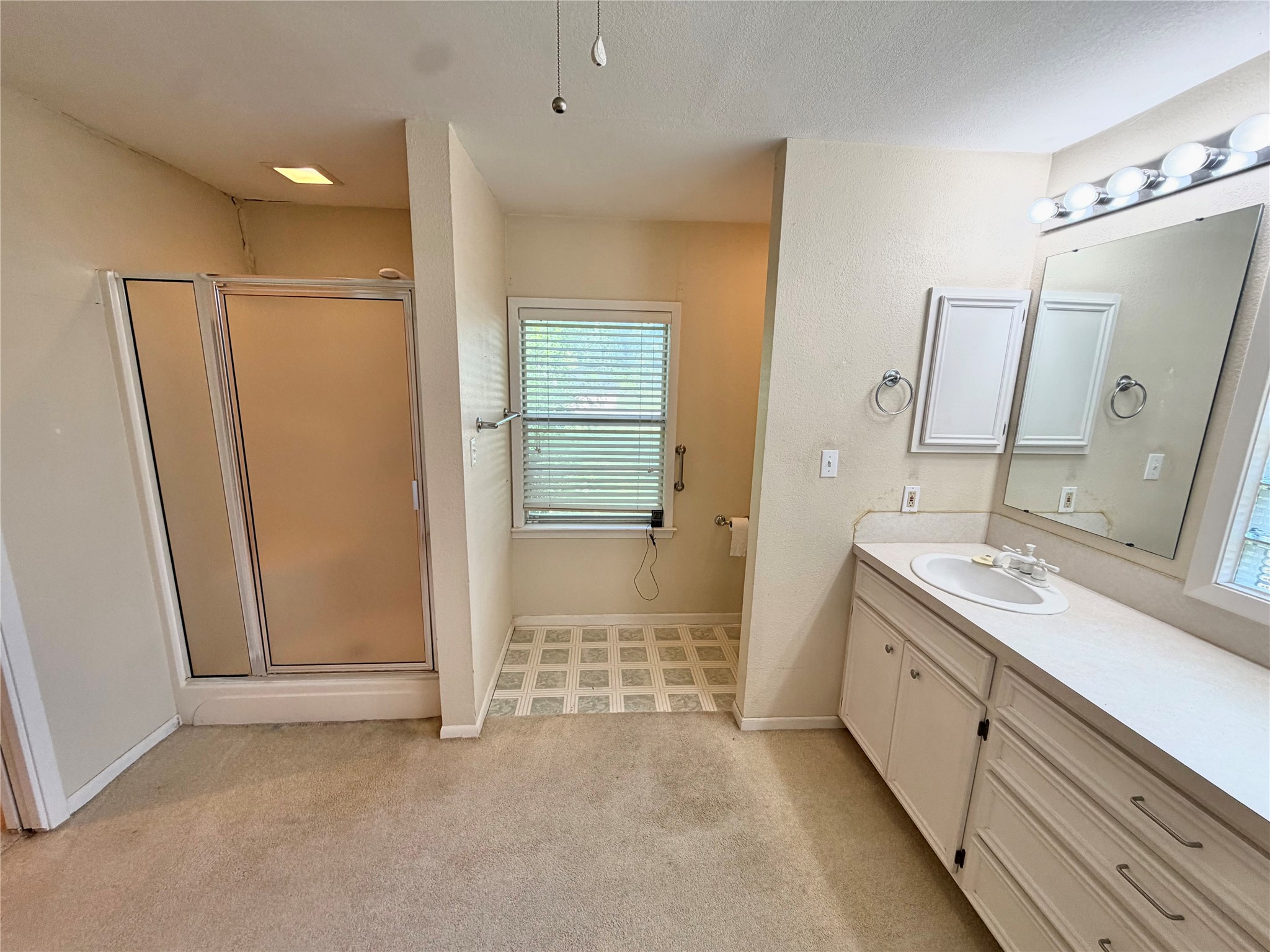 705 Shady Lane Angleton, TX 77515 - Photo 17 of 22