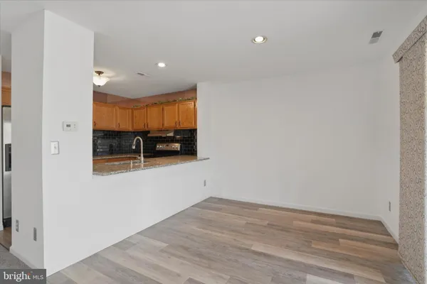 a view of a livingroom with furniture