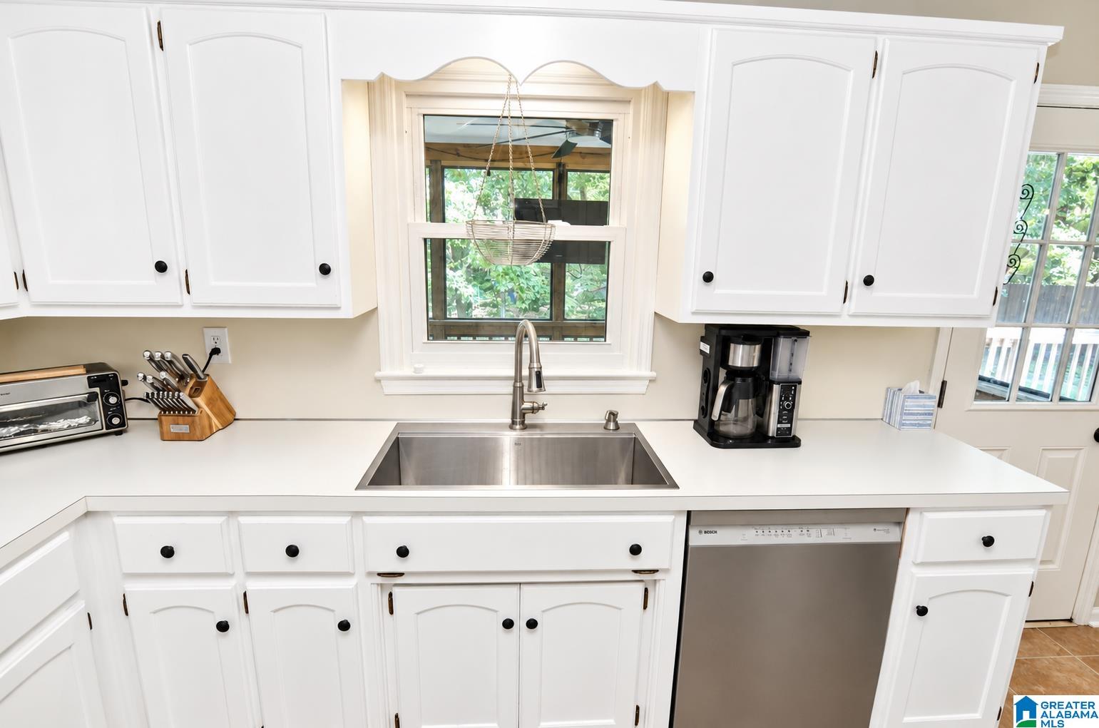 902 Falling Star Lane Alabaster, AL 35007 - Photo 17 of 45 Gallery Image 17