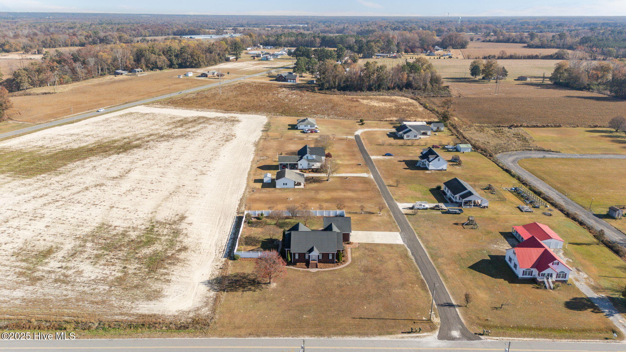 191 Jesse T Bryan Road Kinston, NC 28504 - Photo 12 of 55 12-web-or-mls-DJI_20251118100328_0990_D