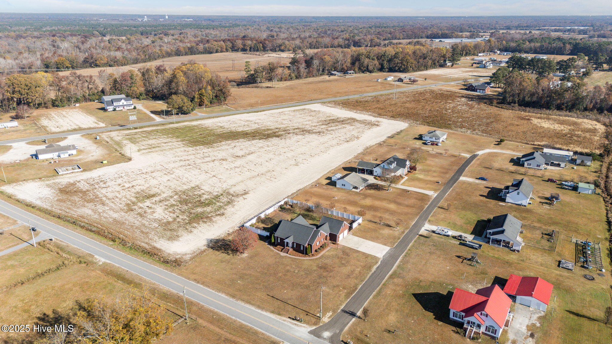 191 Jesse T Bryan Road Kinston, NC 28504 - Photo 13 of 55 13-web-or-mls-DJI_20251118100354_0991_D