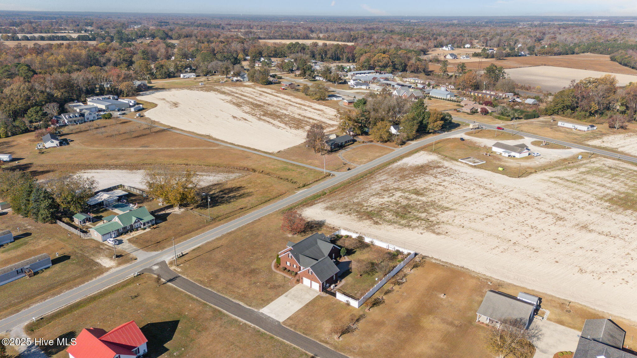 191 Jesse T Bryan Road Kinston, NC 28504 - Photo 14 of 55 14-web-or-mls-DJI_20251118100436_0992_D