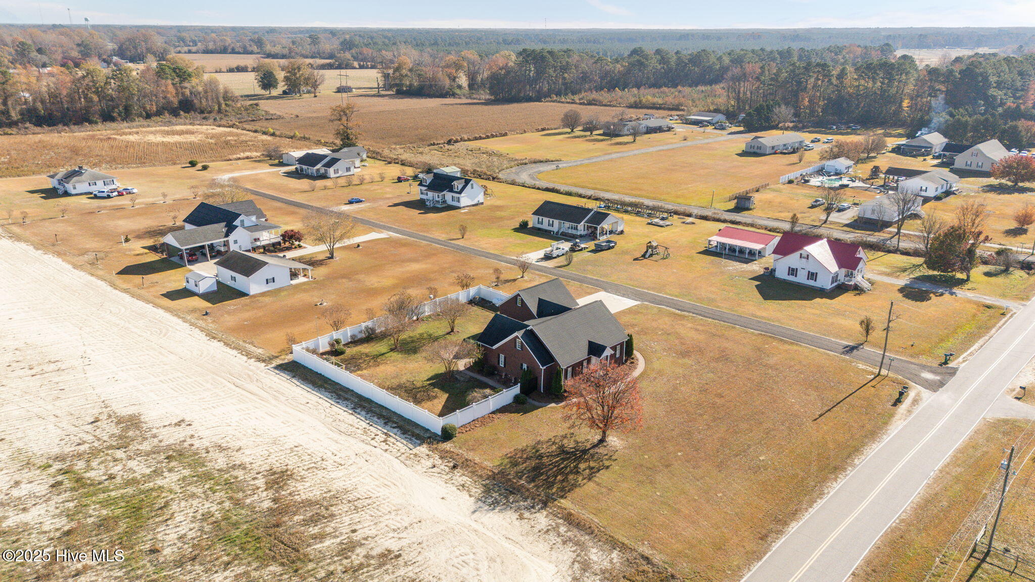 191 Jesse T Bryan Road Kinston, NC 28504 - Photo 17 of 55 17-web-or-mls-DJI_20251118100616_0995_D