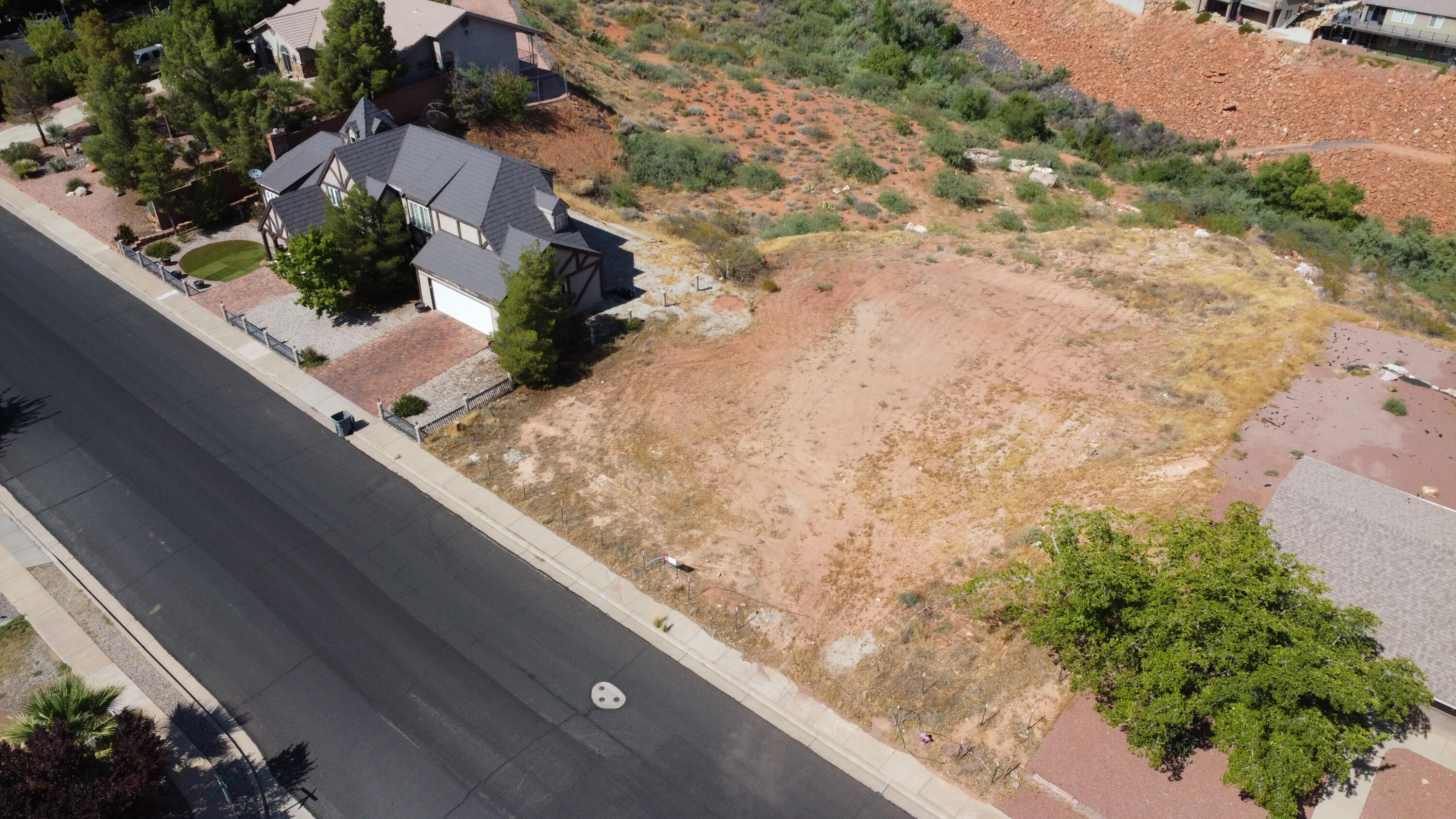 446 North Quail Rdg Circle Washington, UT 84780 - Photo 1 of 17 DJI_0008