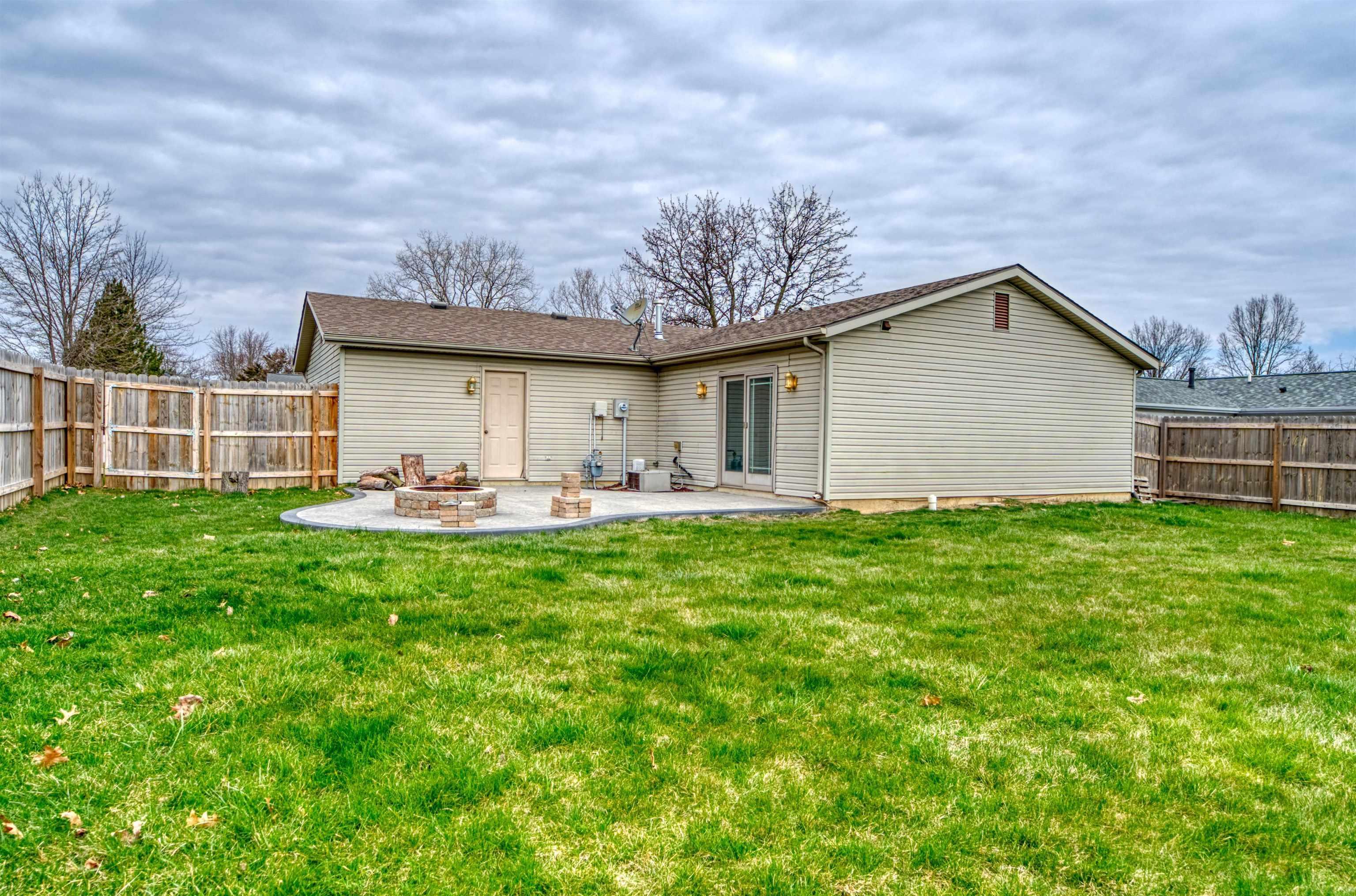6330 Shell Drive Fort Wayne, IN 46835 - Photo 2 of 25