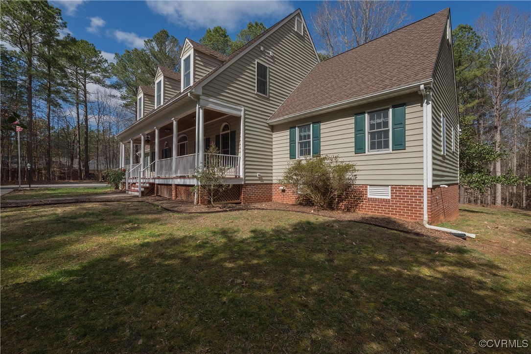 2770 Checketts Drive Sandy Hook, VA 23153 - Photo 6 of 50 a front view of house with yard