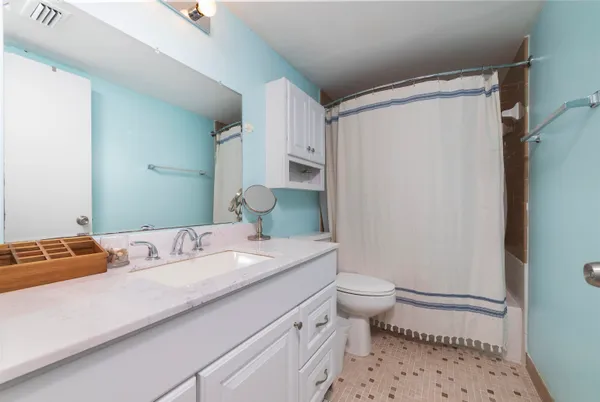 $2,075 | 207 9th Street, St. Augustine, FL 32080