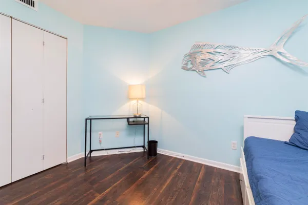 $2,075 | 207 9th Street, St. Augustine, FL 32080