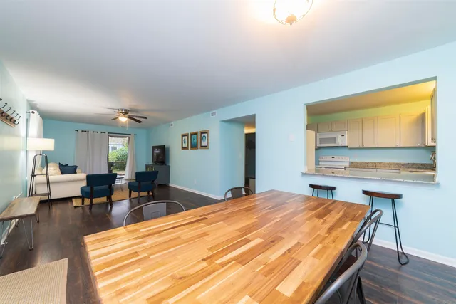 $2,075 | 207 9th Street, St. Augustine, FL 32080