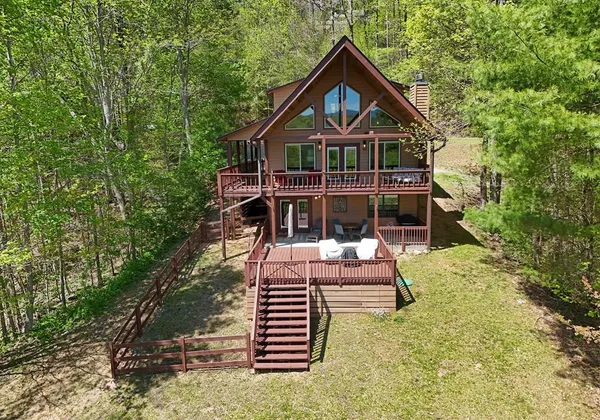 $425,000 | 156 Flat Rock Spur, Blairsville, GA 30512