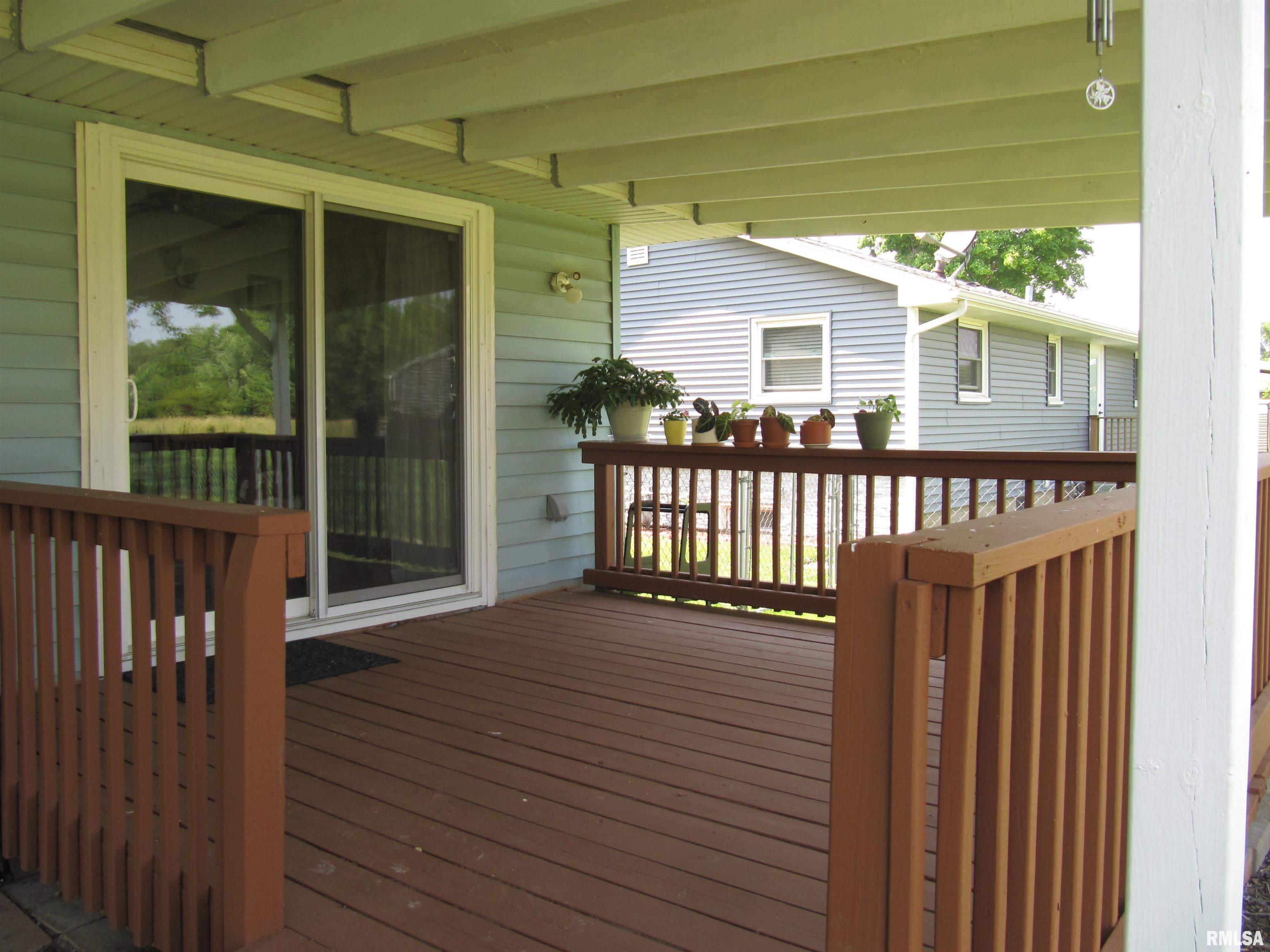 204 Sherwood Park Road Washington, IL 61571 - Photo 28 of 40 Gallery Image 28