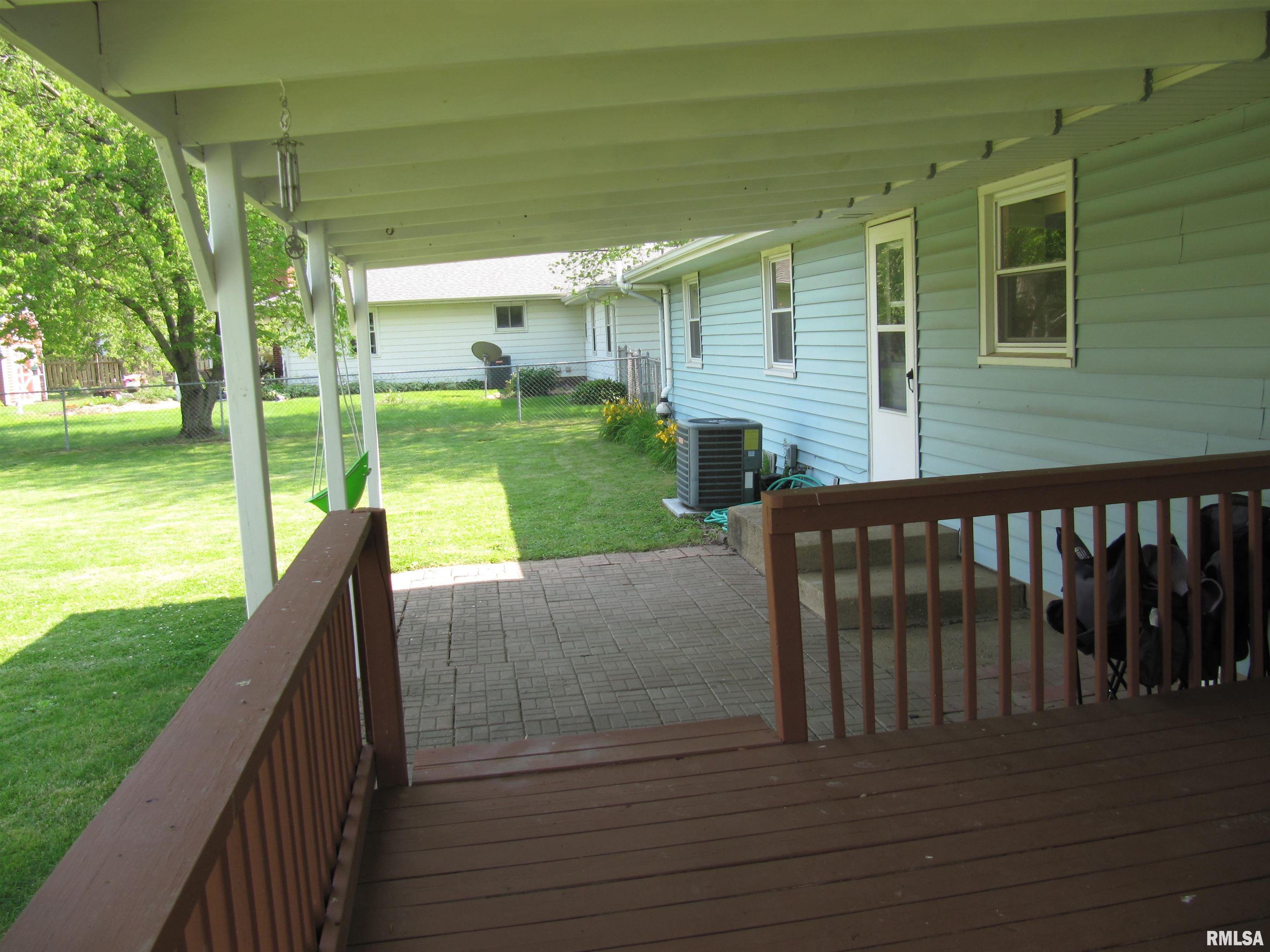 204 Sherwood Park Road Washington, IL 61571 - Photo 30 of 40 Gallery Image 30