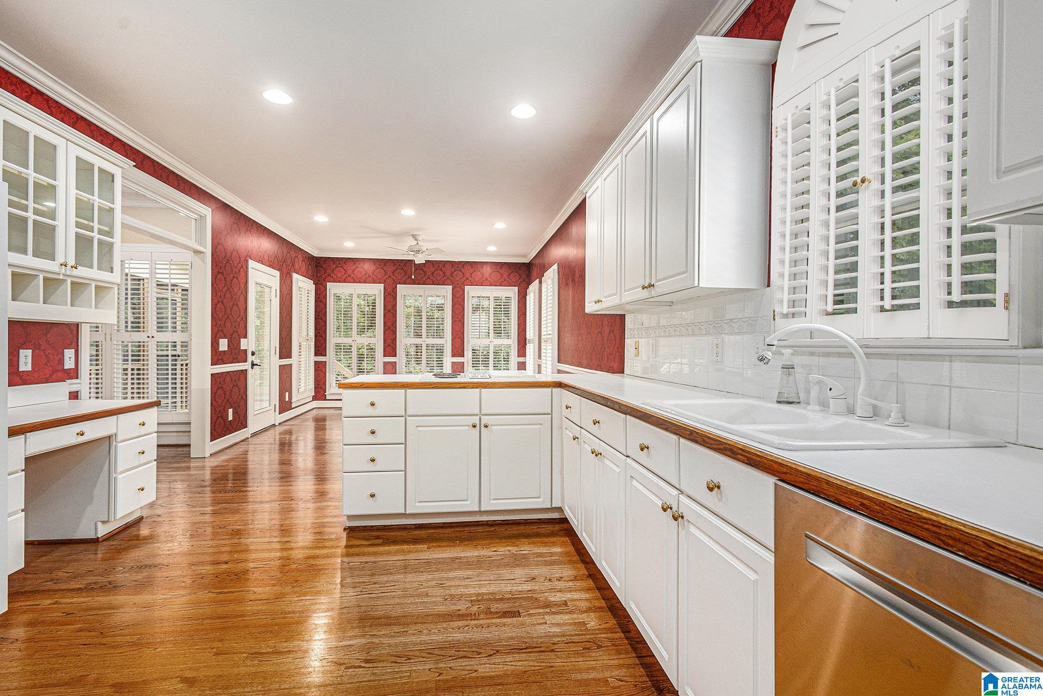 152 Maple Trace Birmingham, AL 35244 - Photo 6 of 52