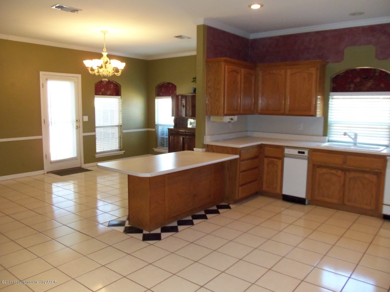 7005 Rochelle Lane Amarillo, TX 79109 - Photo 5 of 15 Kitchen 2