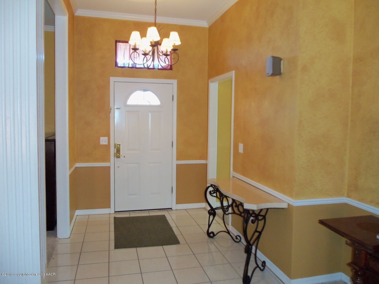 7005 Rochelle Lane Amarillo, TX 79109 - Photo 6 of 15 Entry