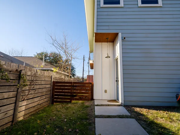 $440,000 | 7609 Bennett Avenue, Unit A, Austin, TX 78752
