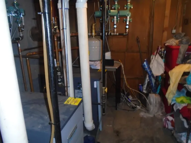 $699,000 | 281 Dubuque Street, Manchester, NH 03102