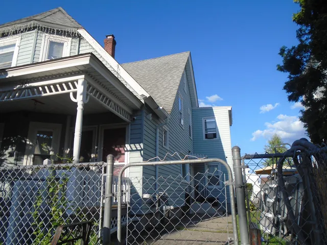 $699,000 | 281 Dubuque Street, Manchester, NH 03102