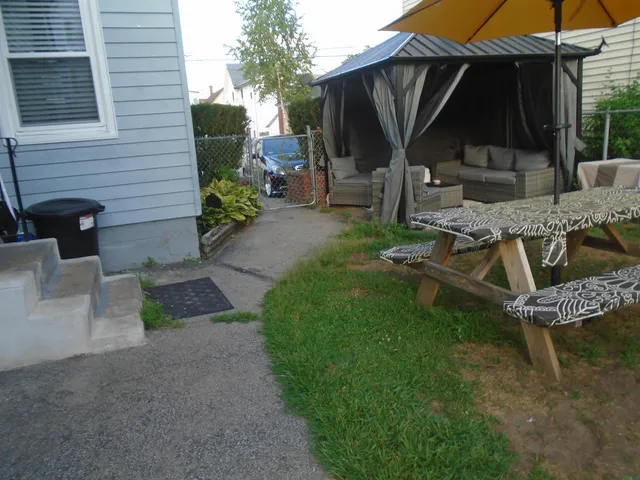 $699,000 | 281 Dubuque Street, Manchester, NH 03102